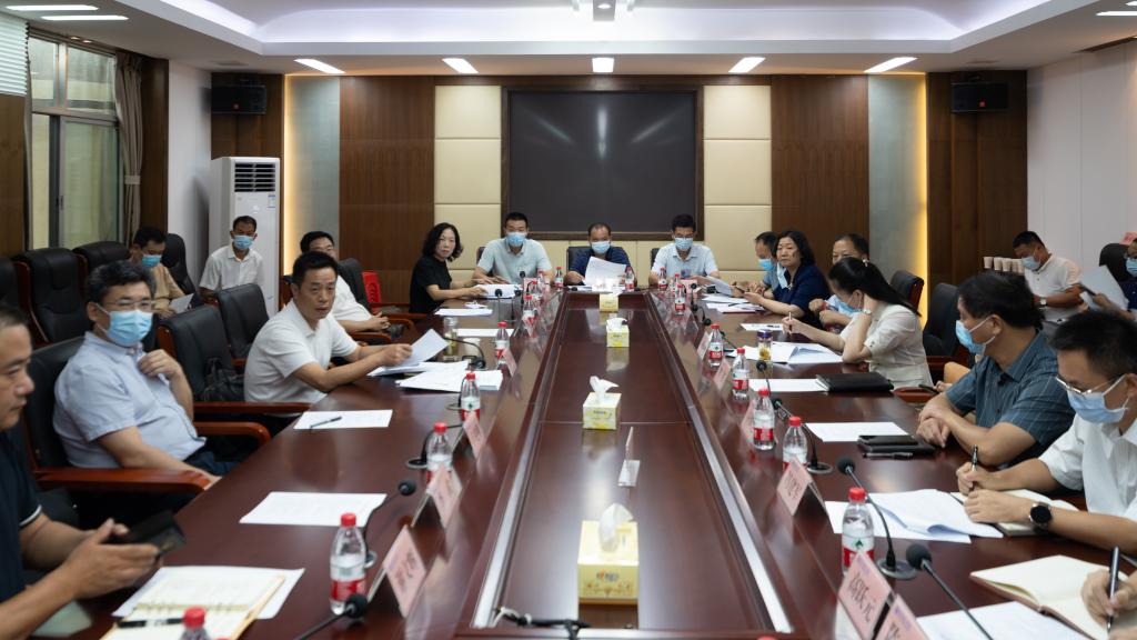 岳阳市委副书记汪涛主持召开省大运会工作协调会