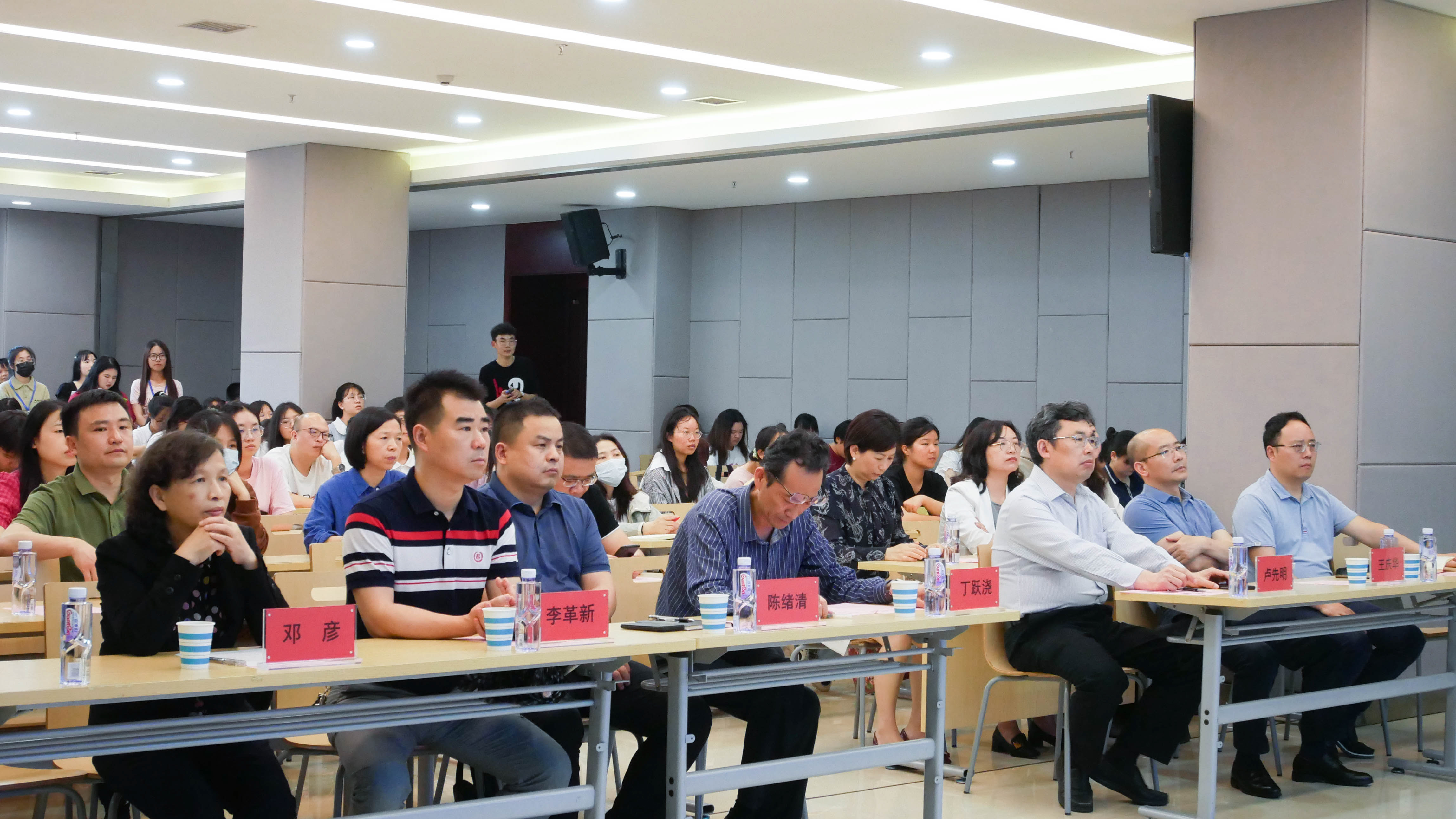 ok-26.jpg ok-26.jpg