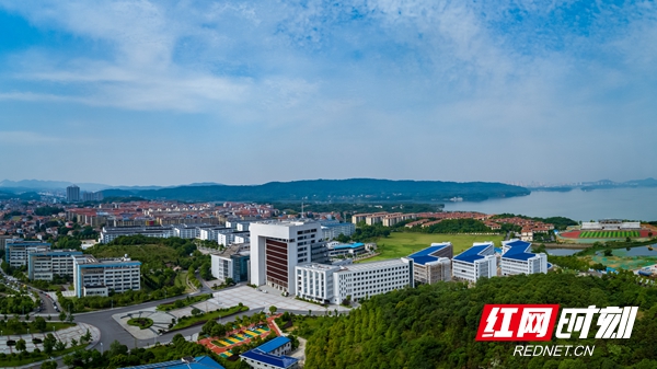 DJI_0190-HDR 全景图.jpg DJI_0190-HDR 全景图.jpg